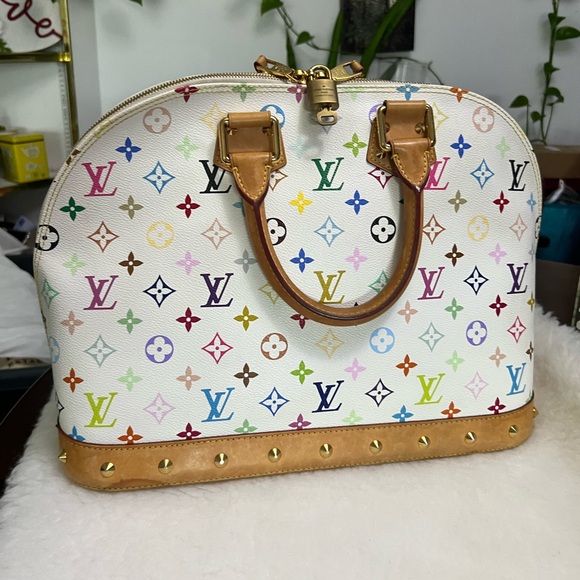Louis Vuitton Alma GM handbag - Picture 10 of 17